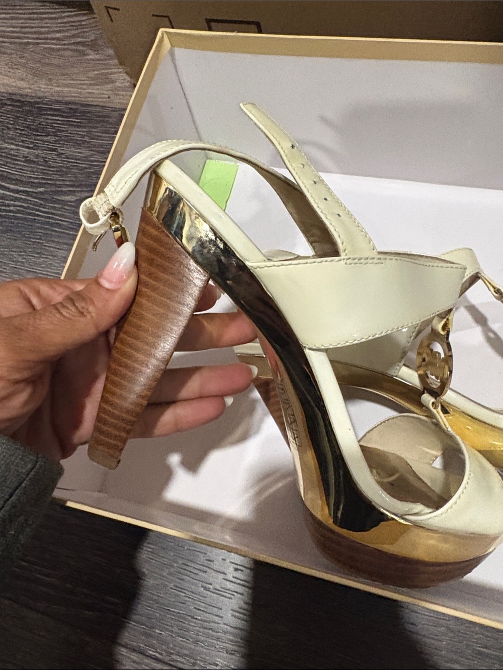 Michael Kors Ivory Leather Open-Toe Slingback Heels with Gold Logo - Picture 3 of 3